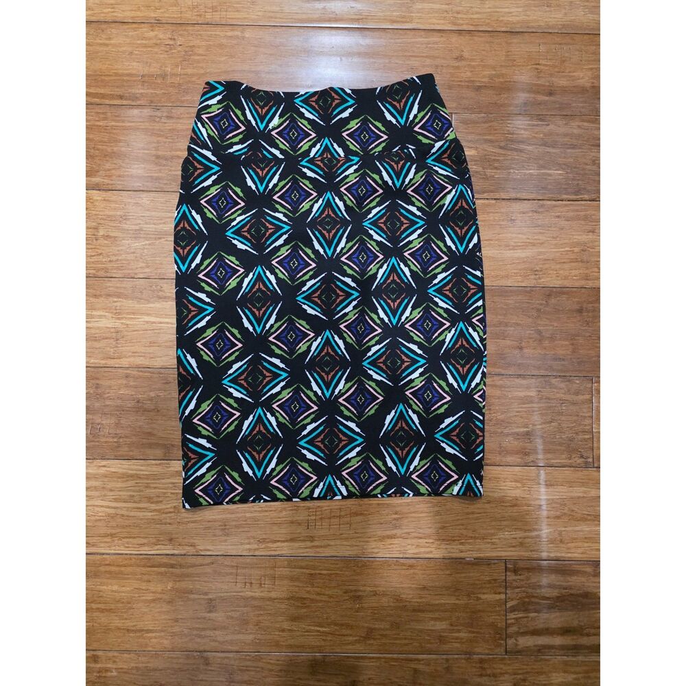 LuLaRoe Cassie Skirt size Medium Black Multi Geometric Aztec Pencil Stretchy